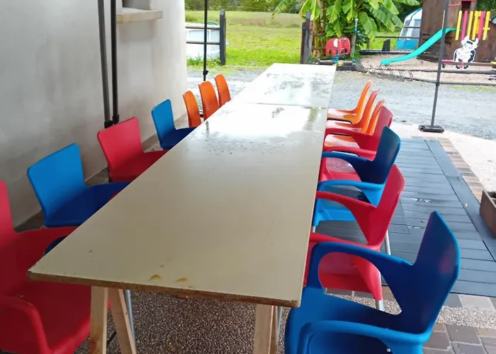 Campsite Emplacement Tente Beaufay